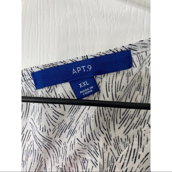 APT.9 Black and White Ruffle Peplum blouse - Picture 3 of 5